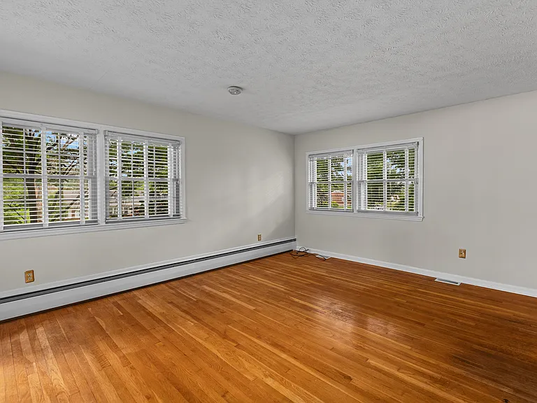 373 Bonta Dr — Photo 10