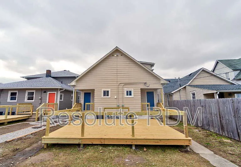 1313 Ringgold Ave — Photo 22
