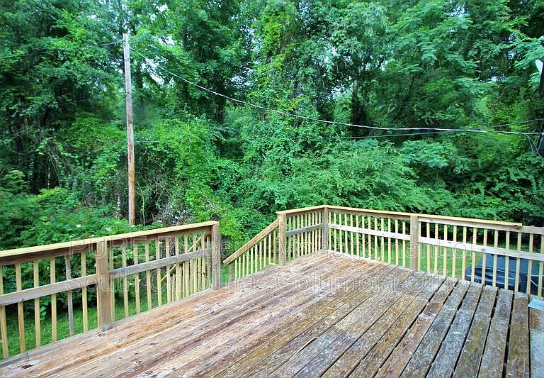 403 Charwood Ln — Photo 12
