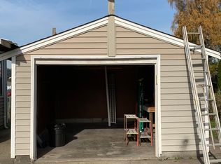213 8th Ave N, Auburn, WA 98001
