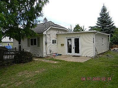 2nd image of 2128 Duiker Ave NE