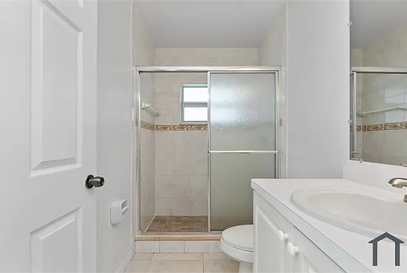 22 SW 6th St #1 — Photo 21