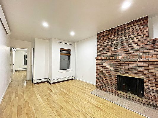2nd image of 166 E 82nd St #4