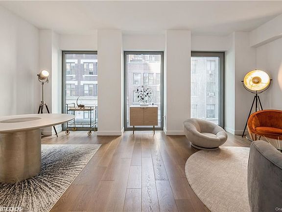 4th image of 30 E 31st St #5A