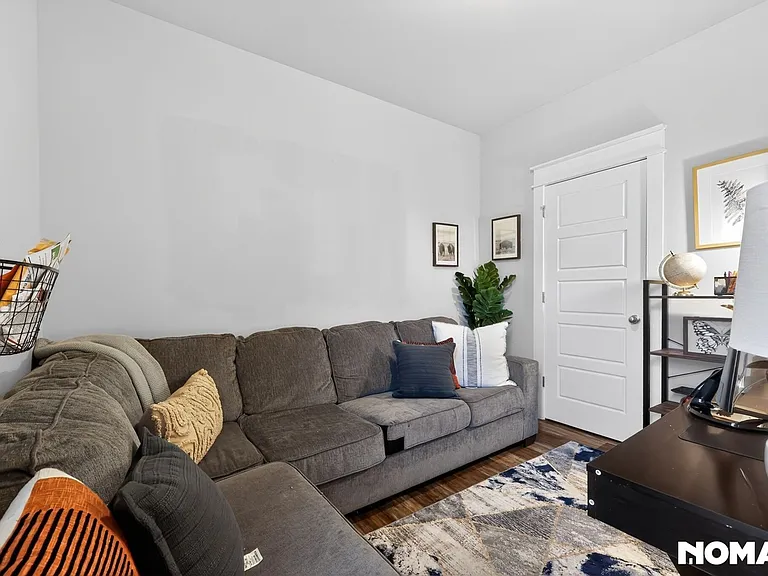 307 Tivoli Ct — Photo 19