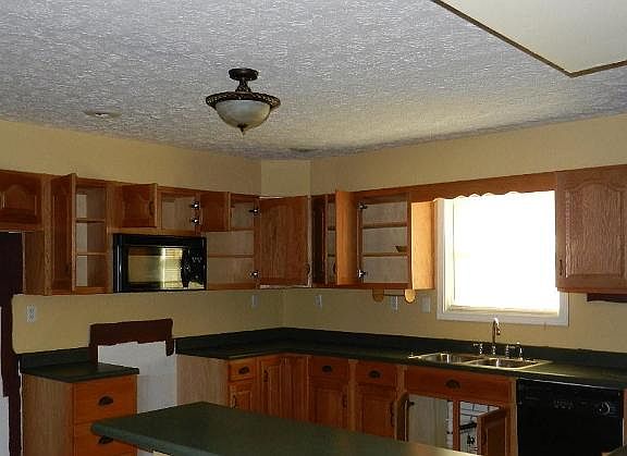 4th image of 112 Woodside Dr