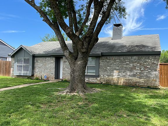 3rd image of 1209 High Country Dr