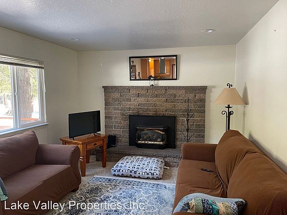 2nd image of 746 Glorene Ave