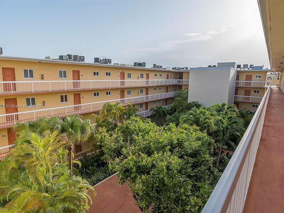 1st image of 7720 Camino Real E #412