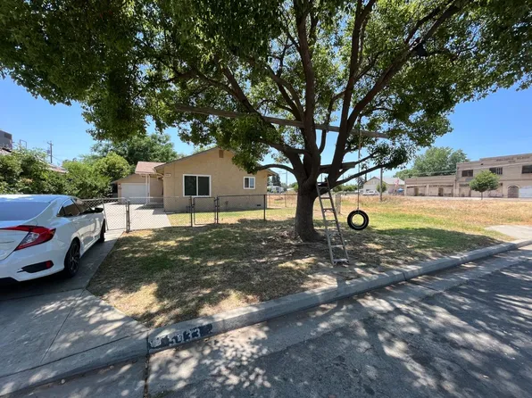 5433 S Wildwood Ave, Del Rey, CA 93616