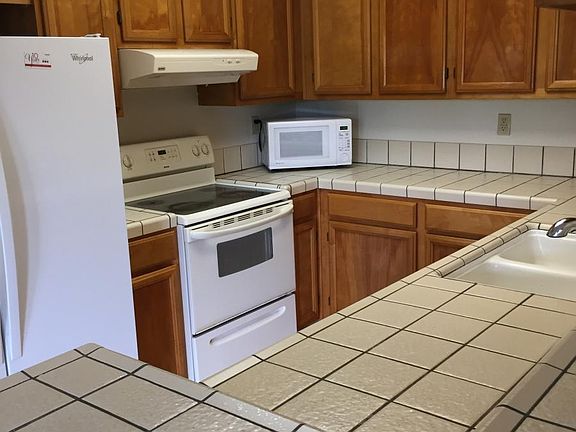 2nd image of 430 Costa Mesa Ter APT C