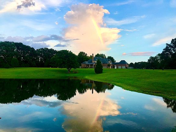 5th image of 180 Bonne Terre Dr
