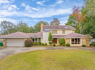 246 Country Club Rd, Shalimar, FL 32579