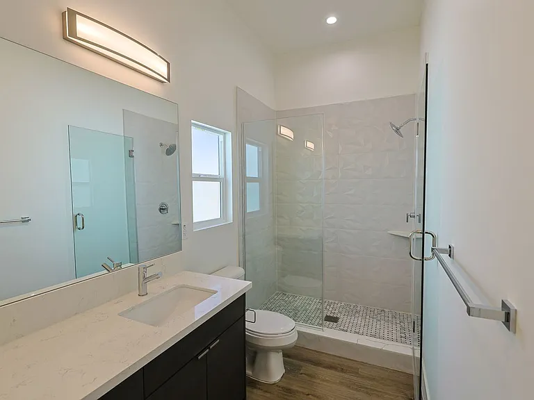 2616 Wellington Rd — Photo 13