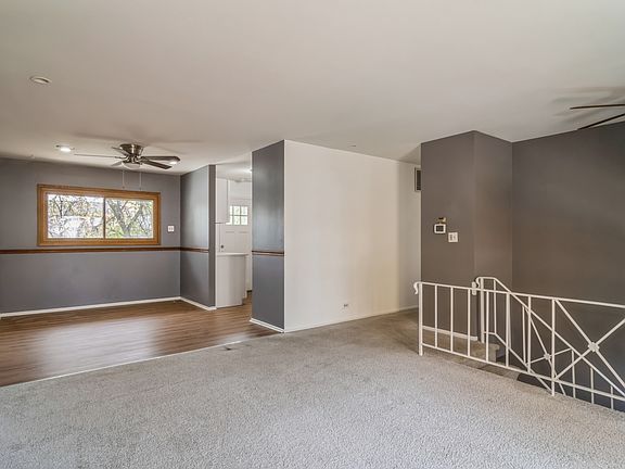 3rd image of 7671 Willow Ave