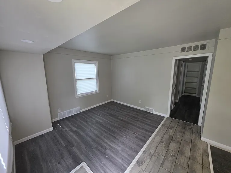 9252 Minock St — Photo 6