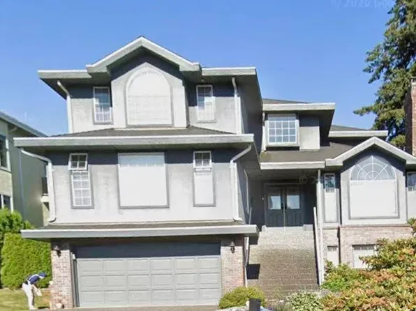 1073X Walnut Close, Surrey, BC V4N 1W2