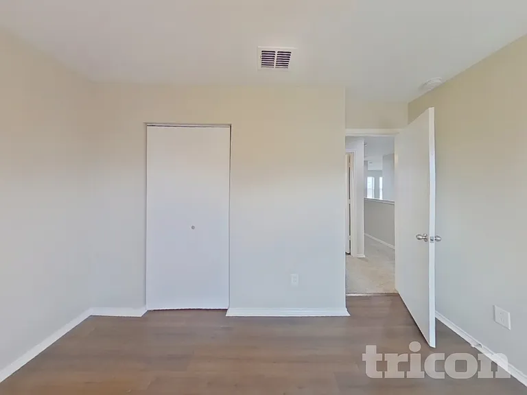 1221 Dianthus Dr — Photo 12