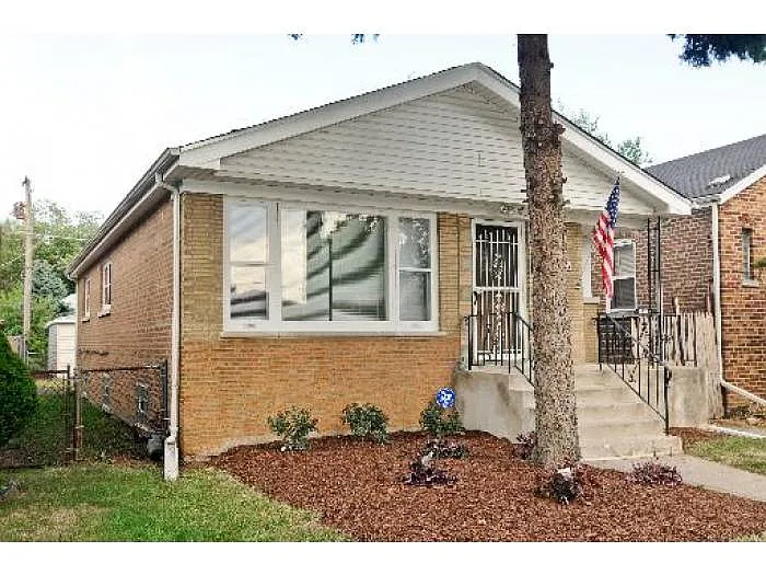 14203 S Wallace Ave photo 1
