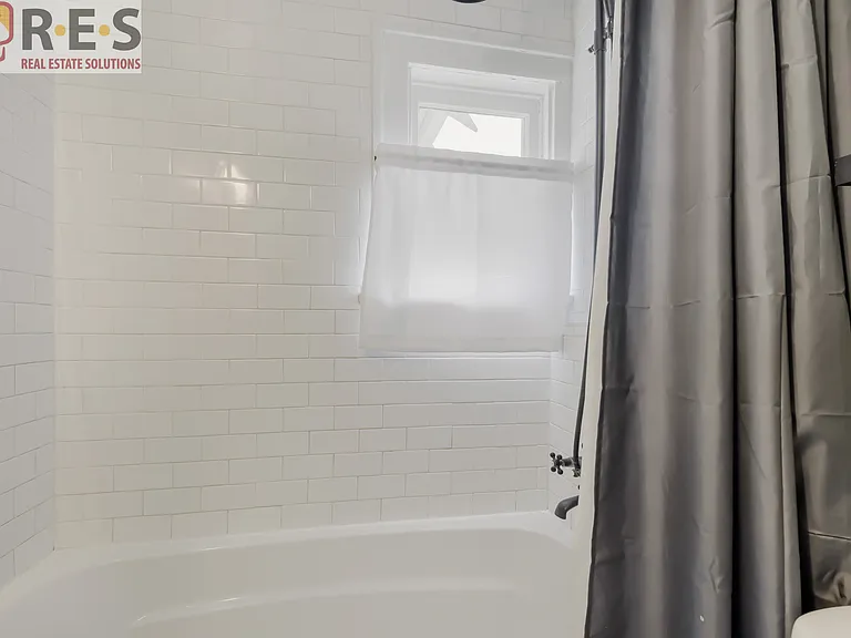 2203 S Humboldt St — Photo 11