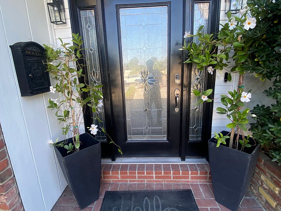 1st image of 11235 Louise Ave