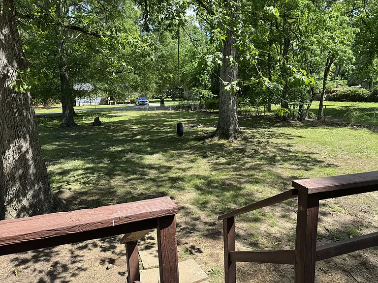 1120 Shady Rest Rd — Photo 10