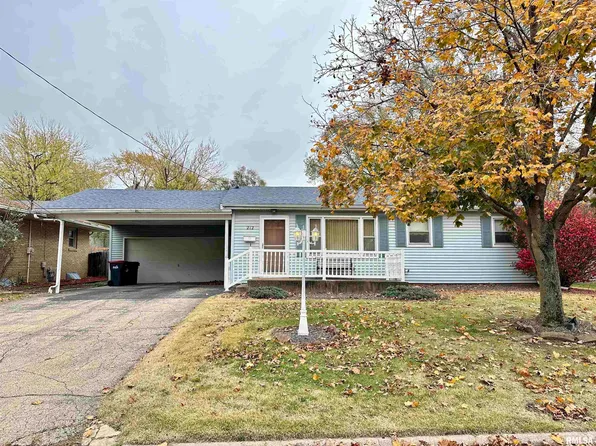 212 Arrow St, Pekin, IL 61554
