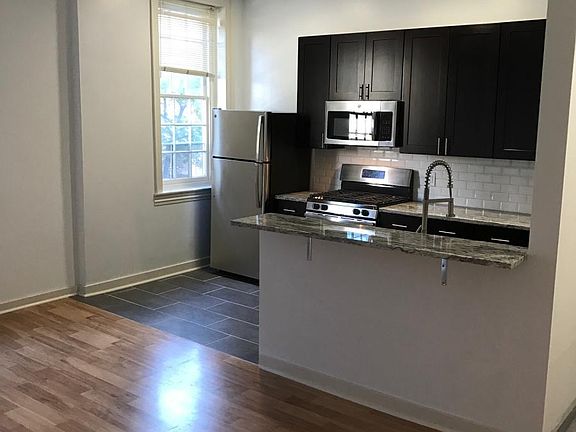 2nd image of 129 N 4th St Floor 2