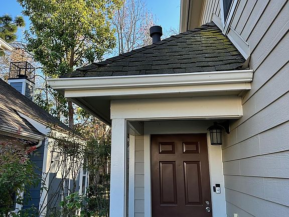 2nd image of 1068 Tiller Ln