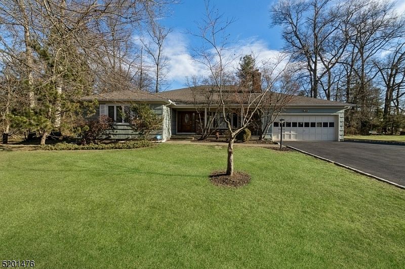 196 Beaufort Ave, Livingston, NJ 07039 | Zillow