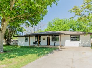 405 S Valcik Dr, Decatur, TX 76234