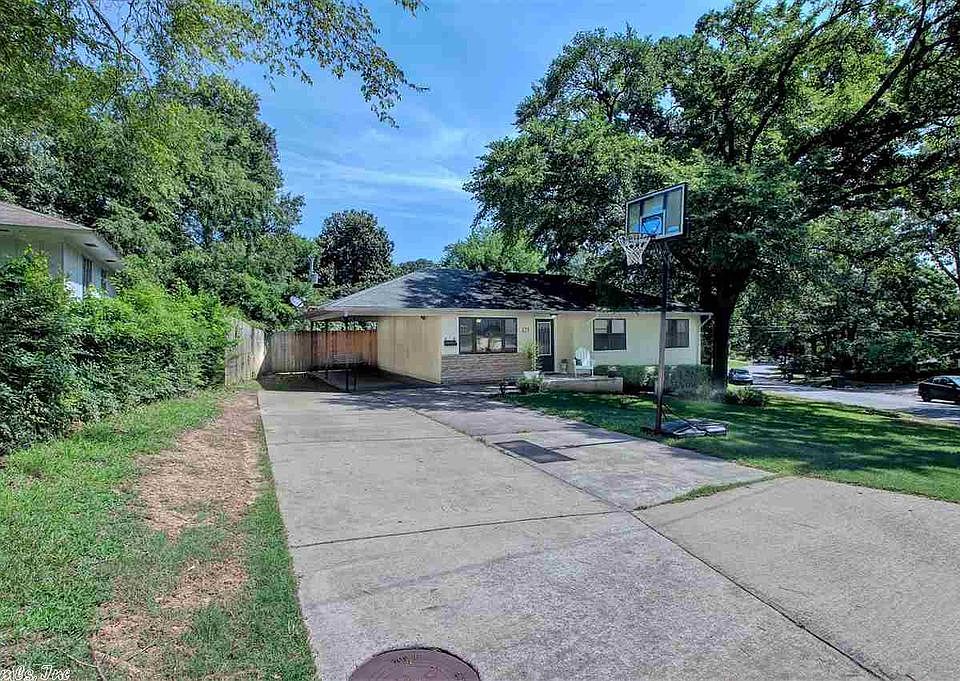 1st image of 125 Dexter Ave