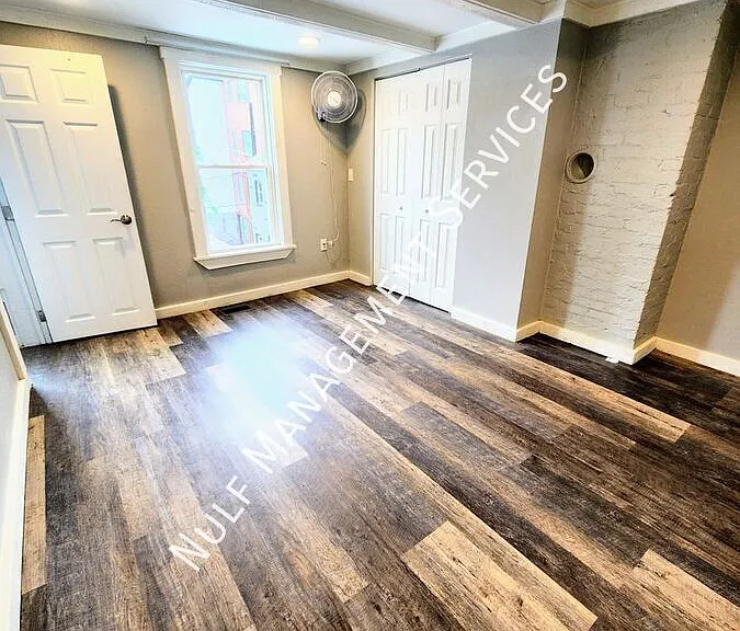 3825 Liberty Ave #2 — Photo 5