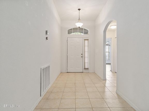 3rd image of 940 TAVERNIER Circle NE