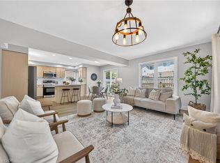 857 Brandenburg Blvd, Waterloo, ON N2T2X6