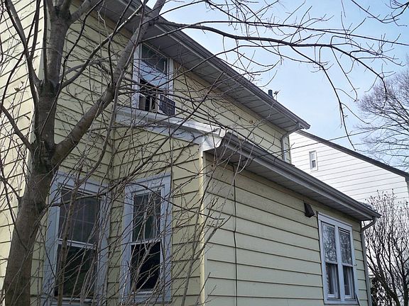 3rd image of 2935 162nd St