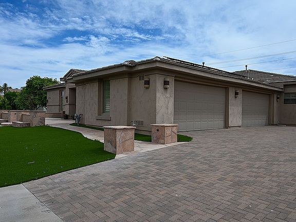 2nd image of 3331 E Indigo Cir