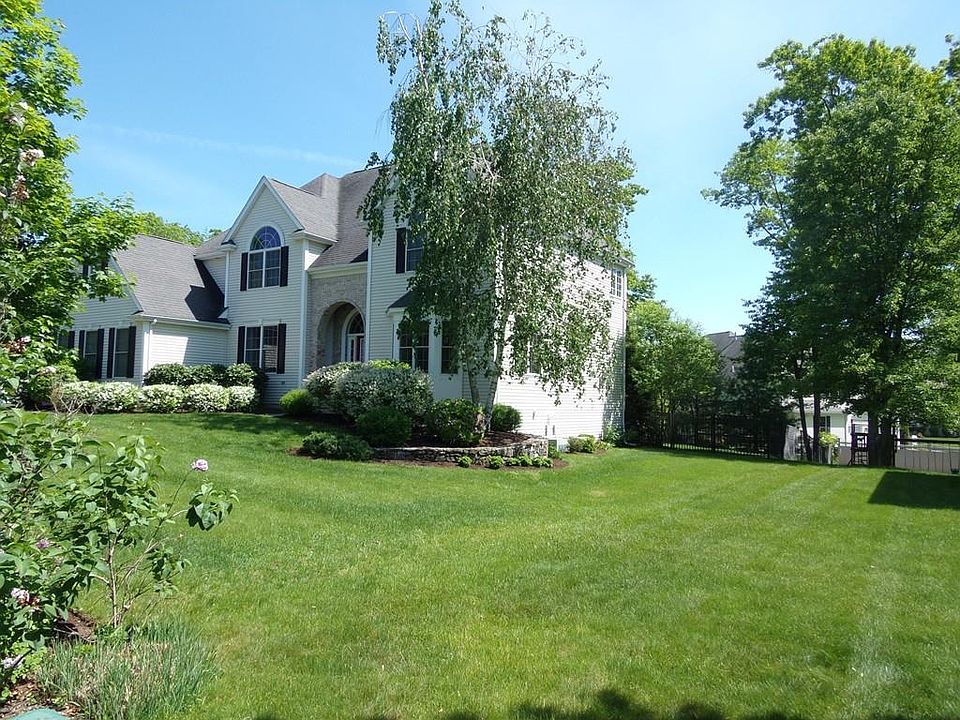 102 Coach Rd, North Attleboro, MA 02760 Zillow