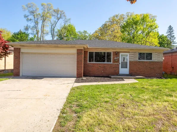 5028 Linda St, Warren, MI 48092