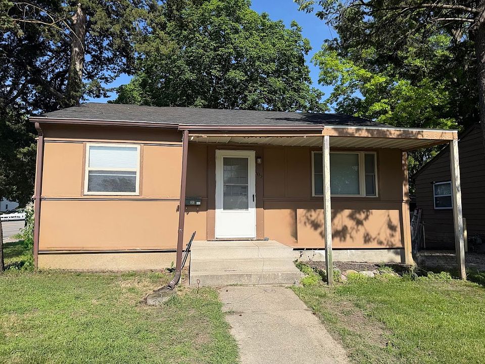 1st image of 102 S Maple Ave