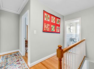 1040 Winsford Rd, Towson, MD 21204