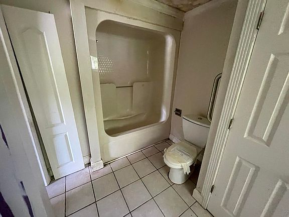 23rd image of this home