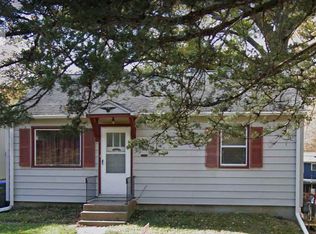 721 S 7th Ave, Iowa City, IA