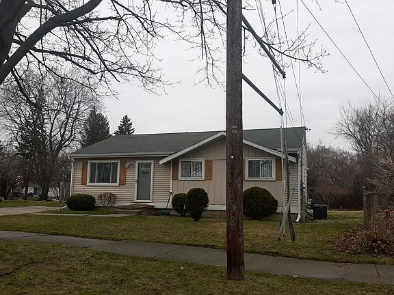 2nd image of 52 Woodward Dr