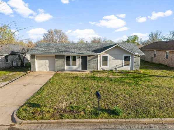1397 E 143rd St, Glenpool, OK 74033