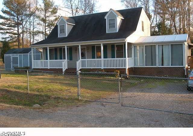 2nd image of 24119 Sequoia Rd