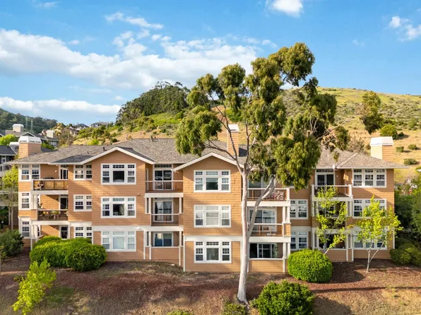 212 Crescent Ct, Brisbane, CA 94005