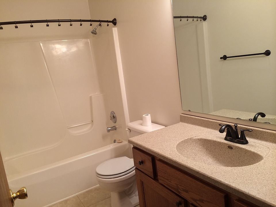 2nd image of 2132 E Black Ave