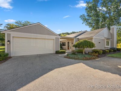 4286 Millpond Dr NE, Rockford, MI, 49341