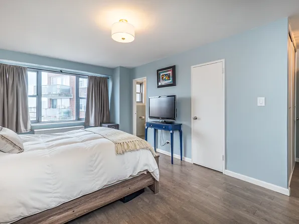 85-15 Main Street image 19 of 26